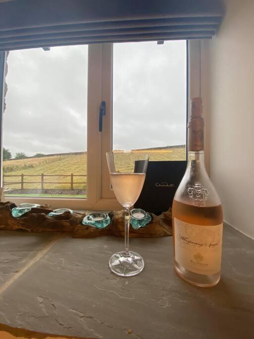 Вілла Luxury Detached Peak District Stone Barn - Dog Friendly Hazelwood Екстер'єр фото