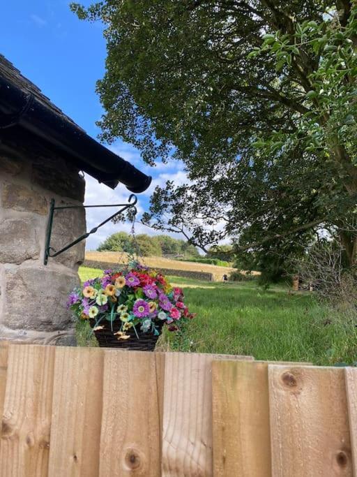 Вілла Luxury Detached Peak District Stone Barn - Dog Friendly Hazelwood Екстер'єр фото