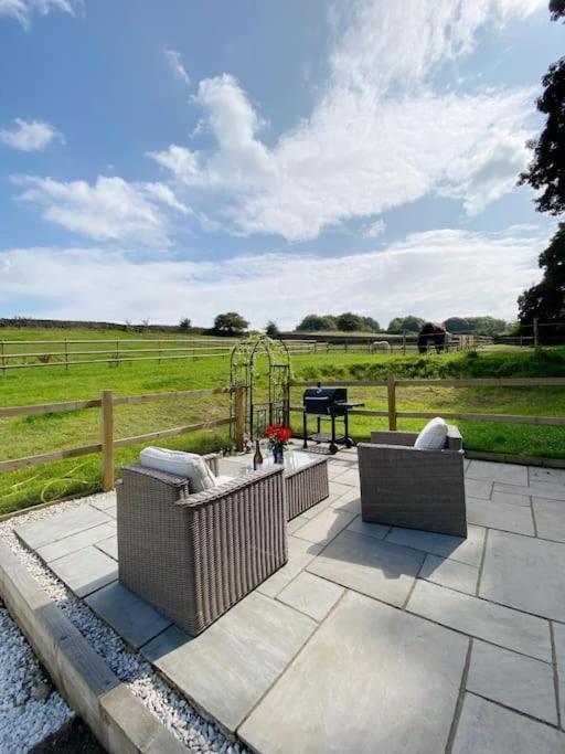 Вілла Luxury Detached Peak District Stone Barn - Dog Friendly Hazelwood Екстер'єр фото