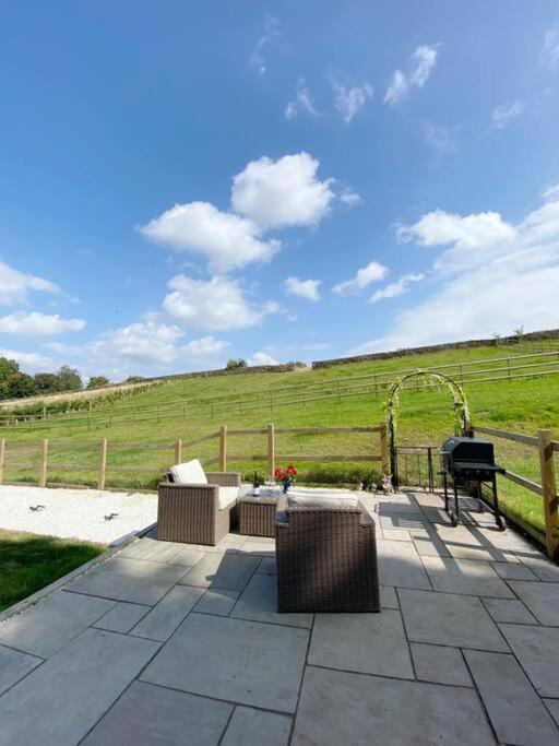 Вілла Luxury Detached Peak District Stone Barn - Dog Friendly Hazelwood Екстер'єр фото